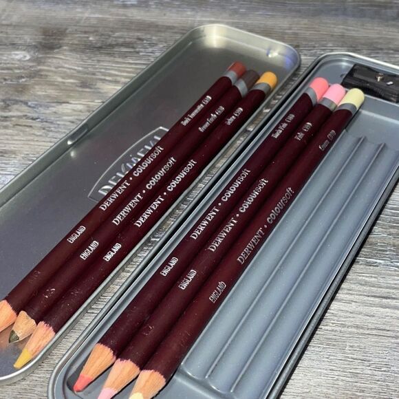 Derwent Professional Coloursoft Pencils 6pc Metal Tin Set Sharpener England - Picture 4 of 4